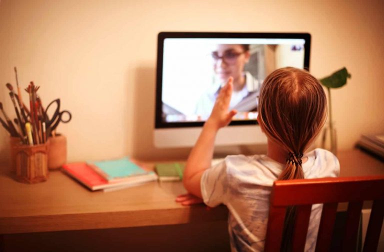 How to Educate New Generations?